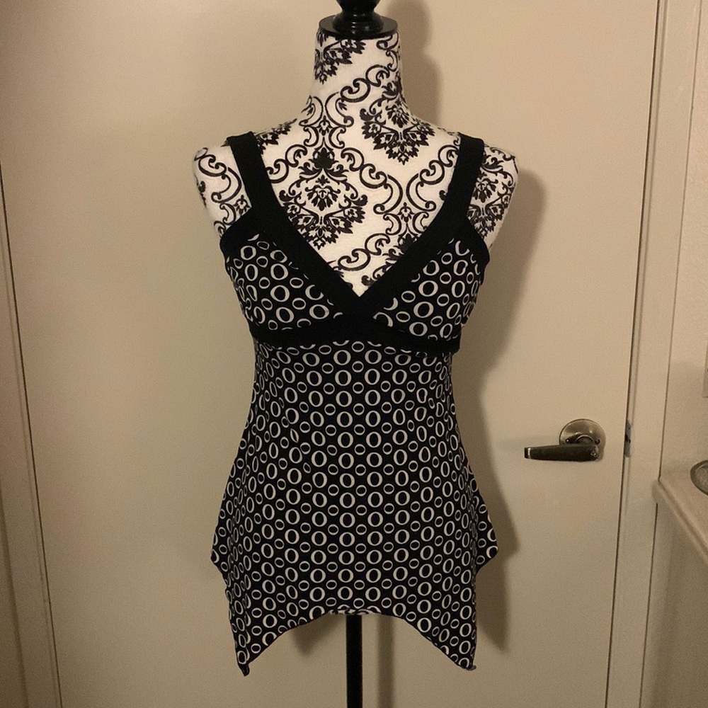 Black and white sleeveless top